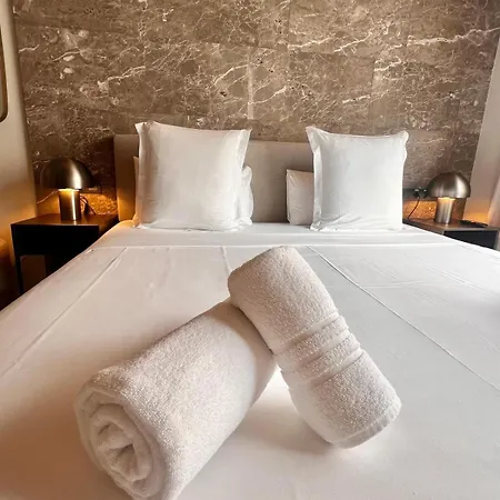 Tq 10 Boutique Aparthotel